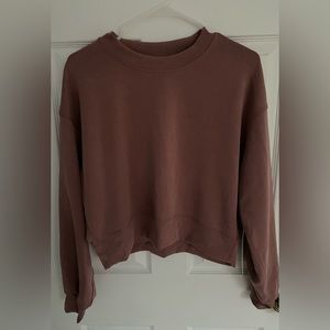 NWT Lululemon Softstreme Perfectly Oversized Cropped Crew. Size 4, Mauve Color.